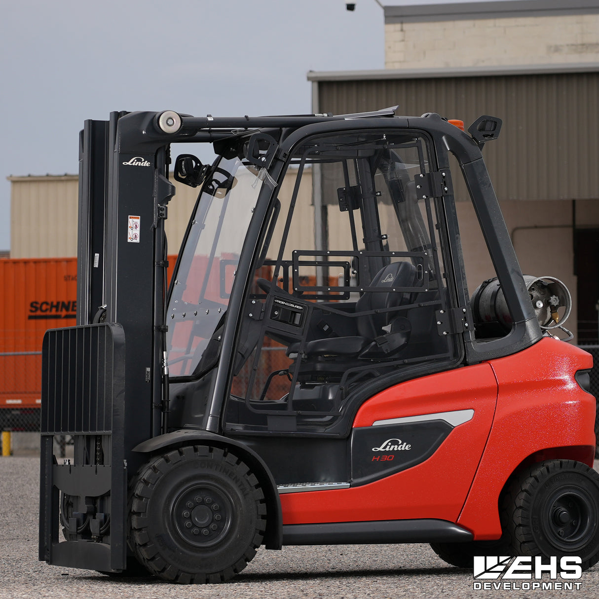 Polycarbonate Windshield For Linde Forklifts