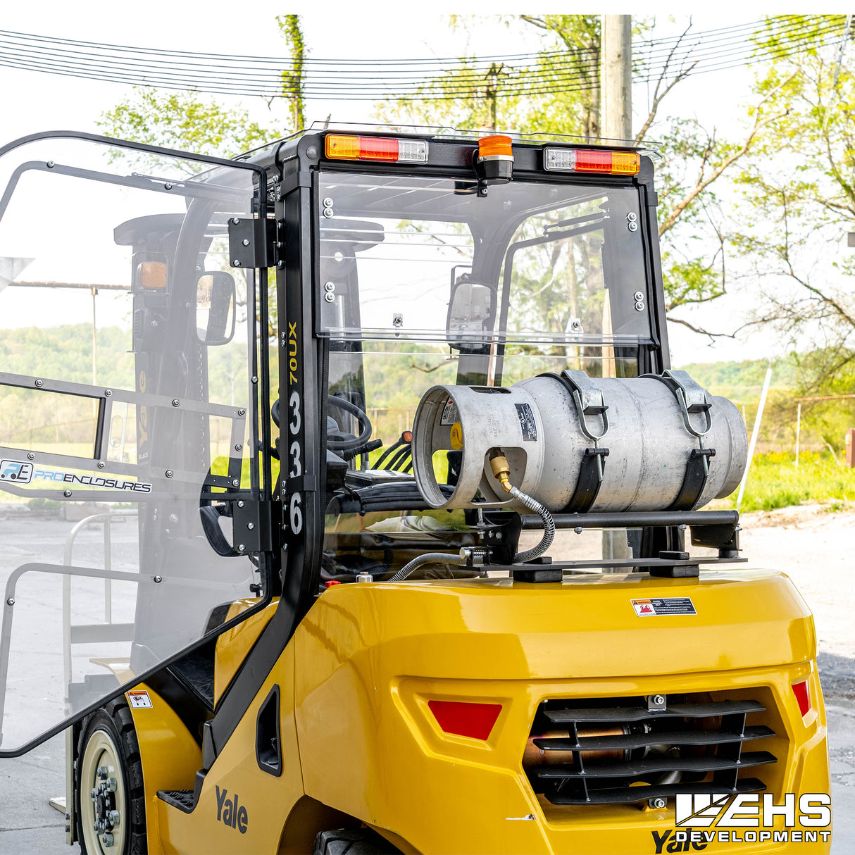 Hyster-Yale Forklift Rear Windshield