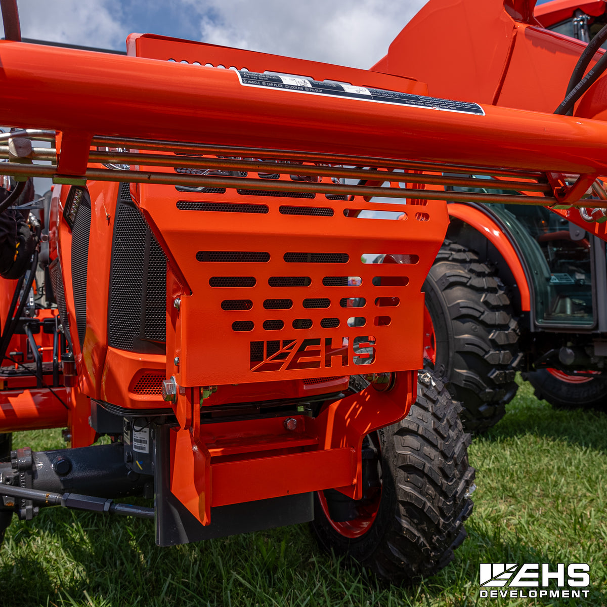 Kb Loader Kubota LA526/LA766 Loader Grill Guard – EHS Development