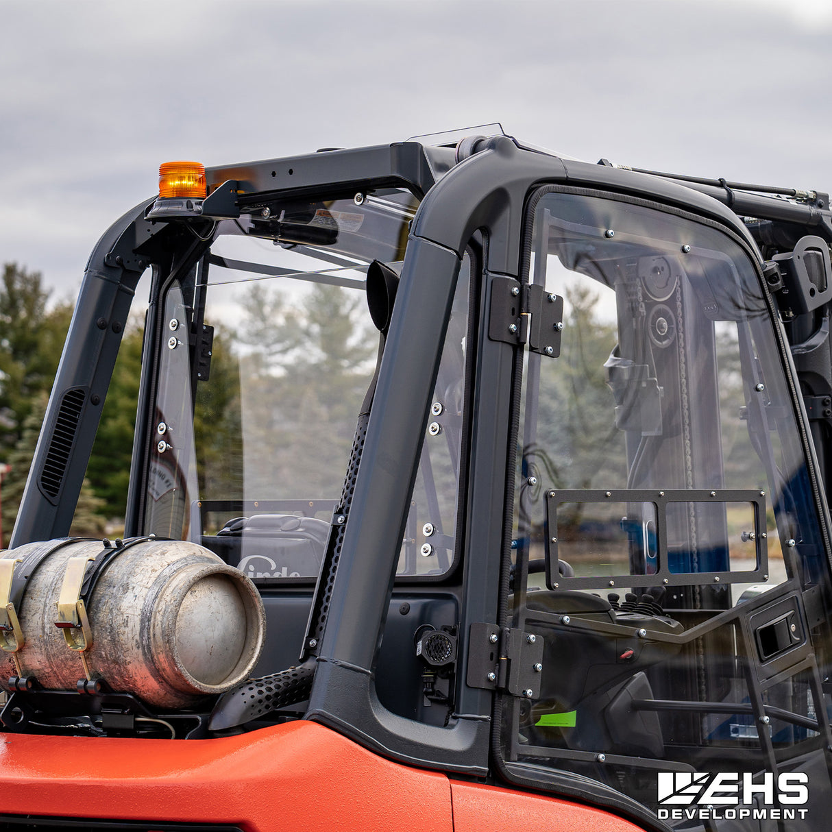 Linde Forklift Rear Windshield